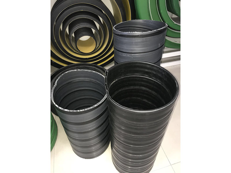 Reinforcement spiral pipe extrusion production line